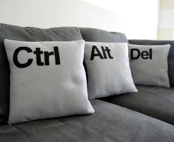 ctrl-alt-del-pillow-set
