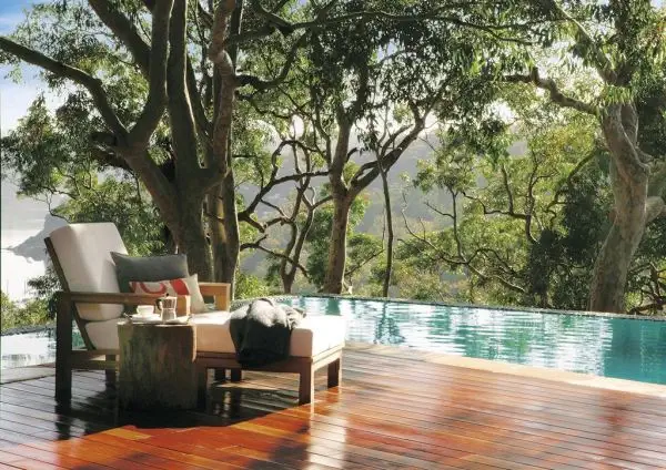 Pretty_Beach_House3