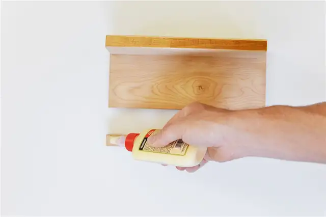 DIY (своими руками) Плавающие книжные полки Клей