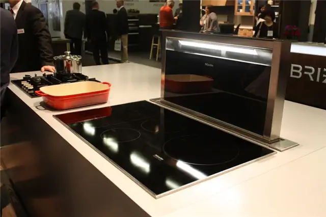 Выдвижная вытяжка Miele
