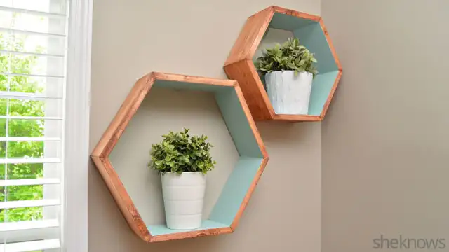 DIY (своими руками) геометрические настенные полки