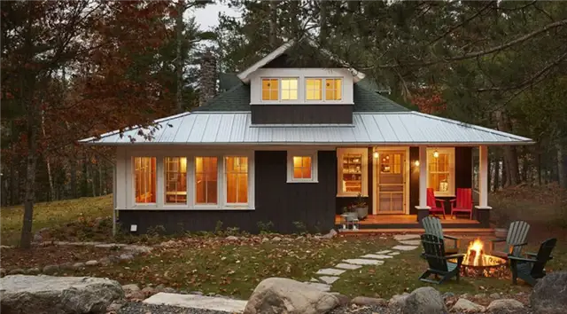 Деревенский домик от Chisel Architecture в округе Бейфилд, штат Висконсин