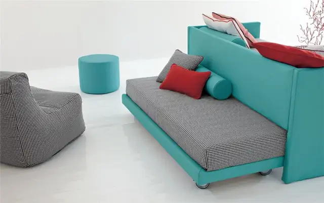 Twomuch from twills daybed