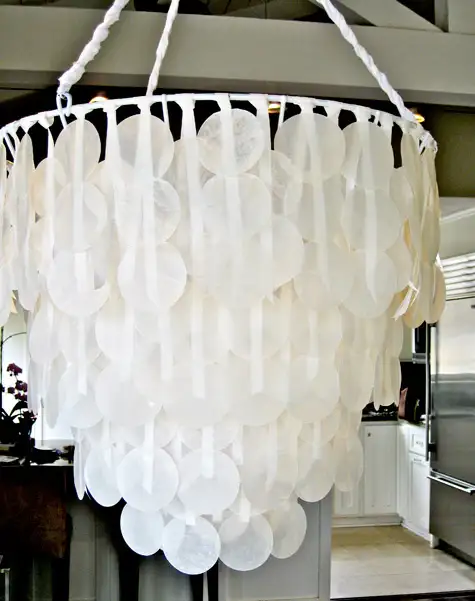 diy-project-paper-chandelier1