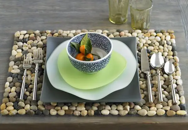 unique-river-stone-placemats