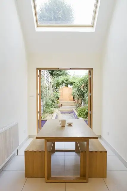 slim-house-extension-by-alma-nac1