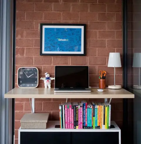 flickr-found-standing-desk