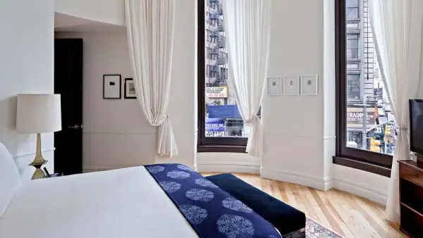 nomad-hotel