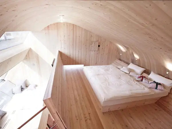 ufogel-compact-micro-house4