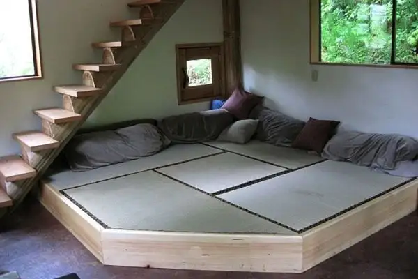 Cool-forest-house-tiny1