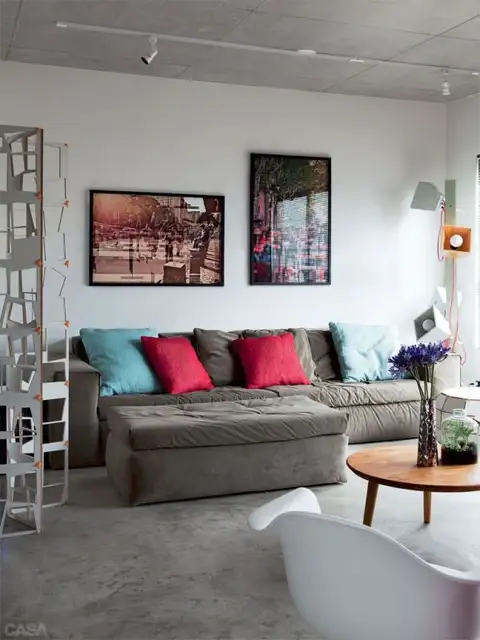 smart-apartment-patition-plastic-crates-wall-divide1