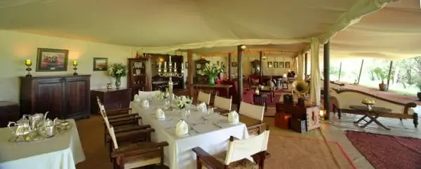tent-hotel-outdoor1