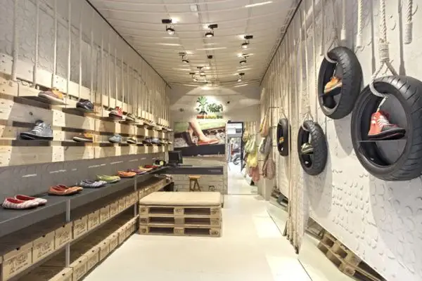 SoleRebels-store-by-Dom-Architecture