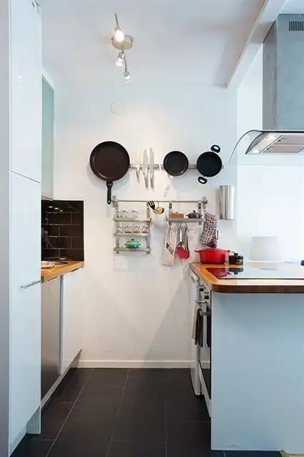 37pm-small-apartment-with-island6