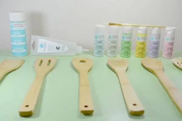 Dipped-Embellished-Wooden-Utensils-36metrov-Diy-materials