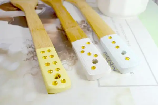 Dipped-Embellished-Wooden-Utensils-36metrov-Diy-step5