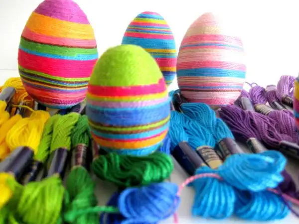 wrap-colorful-rope-eggs