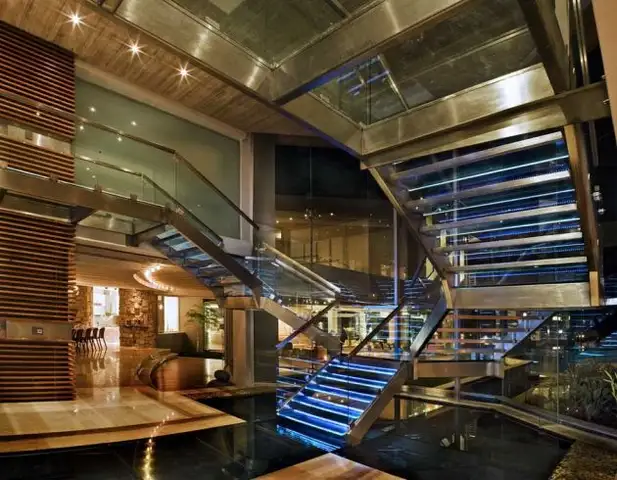 Стеклянный дом от Nico Van Der Meulen Architects22