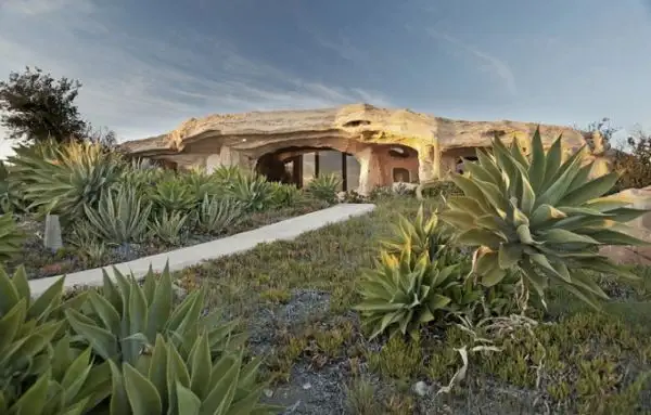 flintstones-style-house
