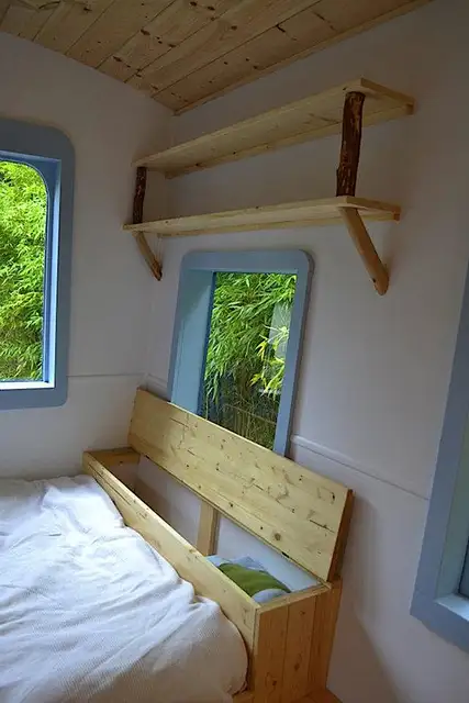 hornby-island-caravans-tiny-house4