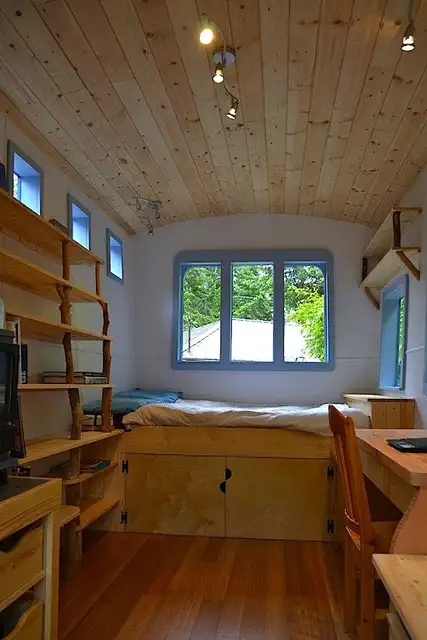 hornby-island-caravans-tiny-house1