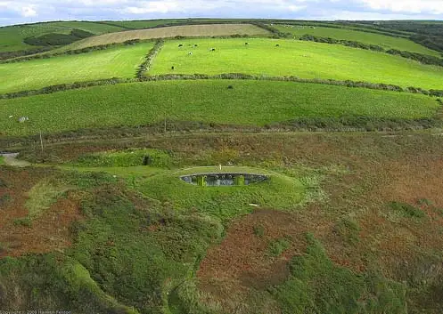 underfround-house-welsh-coast