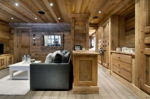 Lavish-Petit-Chateau-1850-Chalet-in-Courchevel-living