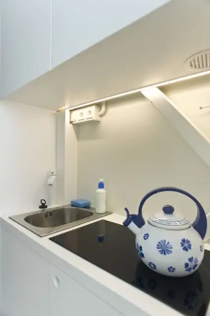worlds-skinniest-house-centrala11