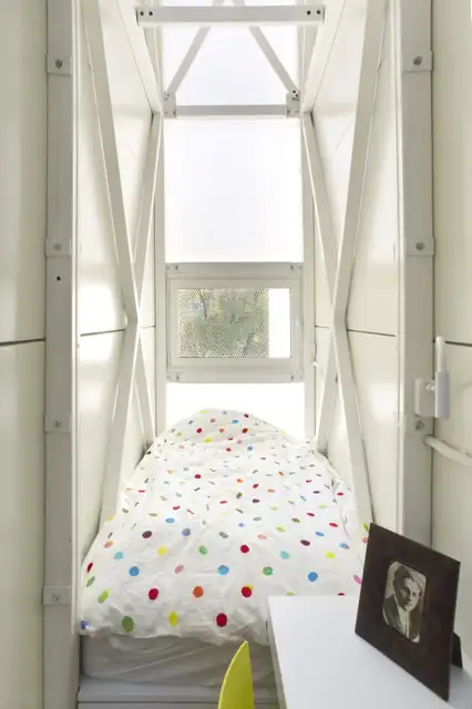 worlds-skinniest-house-centrala12