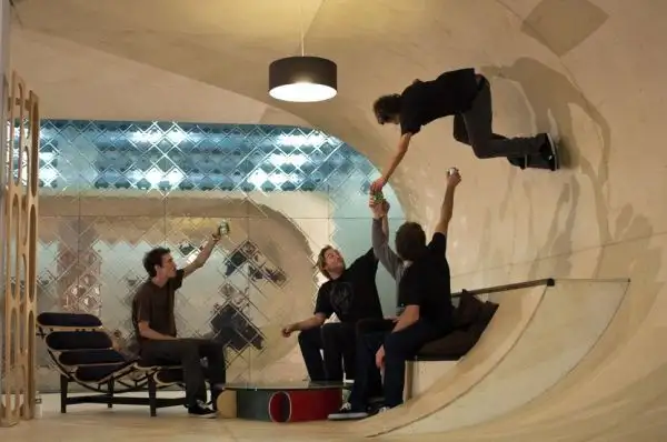 indroor-skate-park1