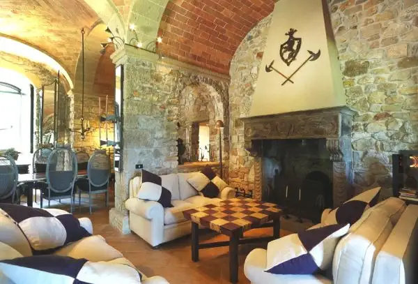 castello-di-scerpena-italy3