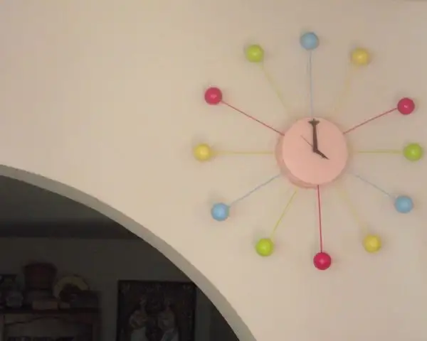 sara-clock