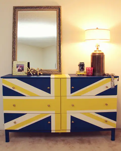 diy-union-jack-dresser
