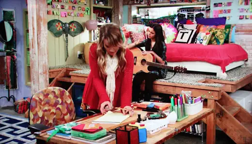Good Luck Charlie disney show6
