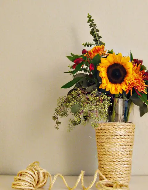 diy-sisal-rope-centerpiece-vase06