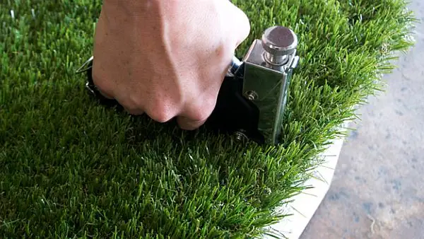 grass_ottoman_stepfour