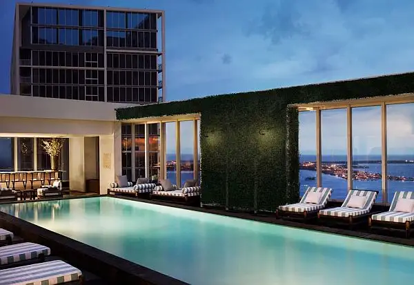 world-amazing-rooftop-pool-club-50-viceroy