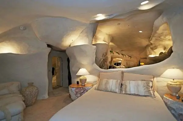 Flintstone-style-house-mountain-rock-building-bedroom