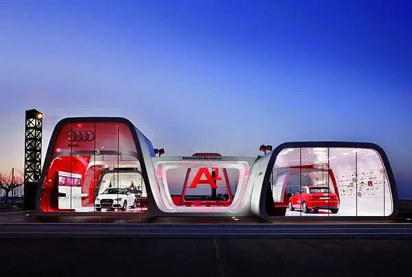 Audi AreA1 шоурум1