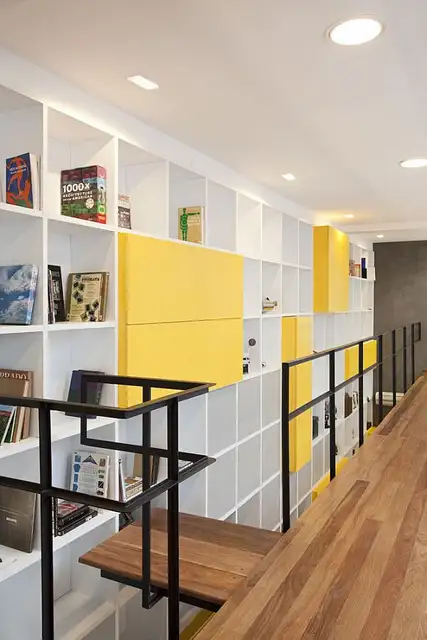 real-state-office-building-fgmf4