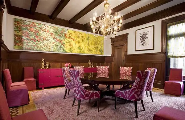displaying-large-artwork-living-dining-room