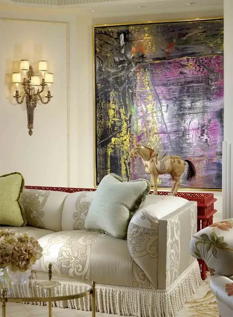 displaying-large-artwork-living-geofferey