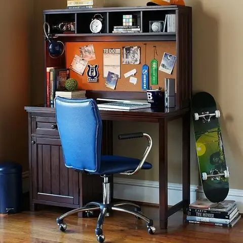 boys-study-space-mahogany