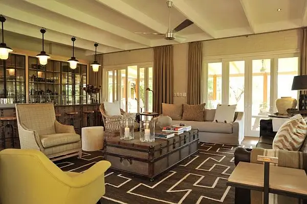 Morukuru-Farm-House-living