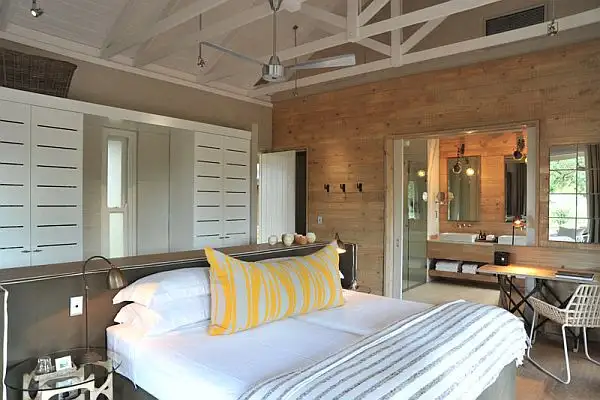 Morukuru-Farm-House-bedrom