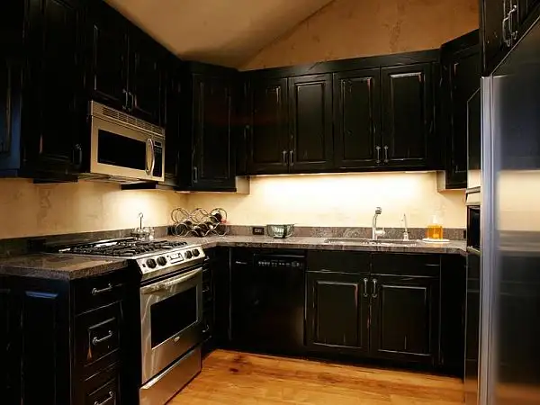 Willow-Ranch-parck-city-kitchen2