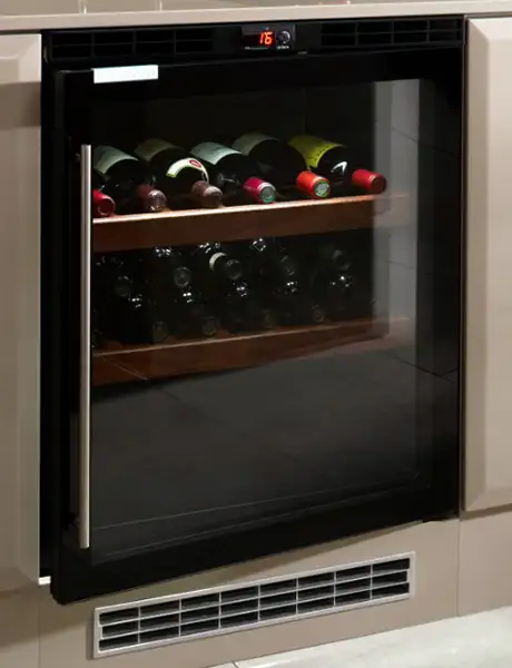 norcool-wine-fridge-cave-40