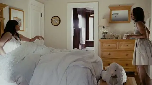 brides-bedroom-2-611x343