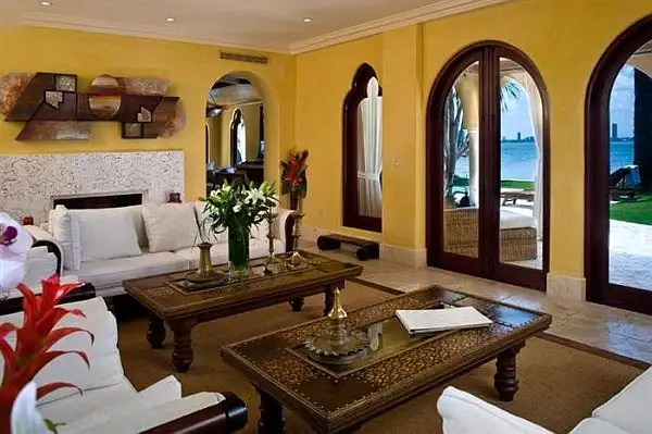 miami-florida-jasmine-villa-living1