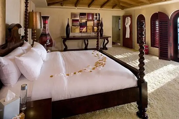 miami-florida-jasmine-villa-bedroom2